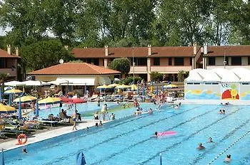 Tize Village 4* Rosapineta