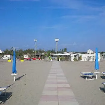 Tize Village 4*